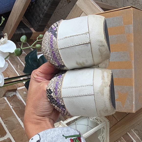 GOLDEN GOOSE Superstar Sneakers Size 6 - Picture 8 of 13